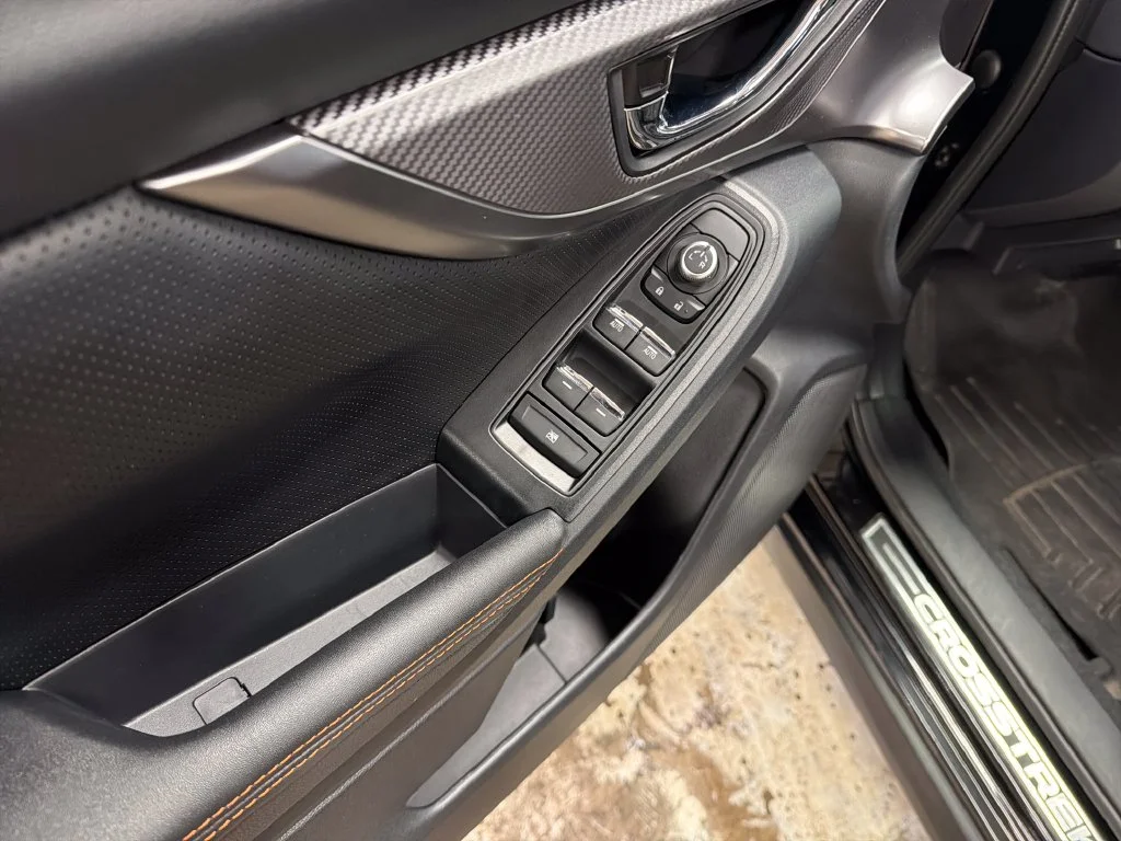 Used 2022 Black Subaru Limited image 17