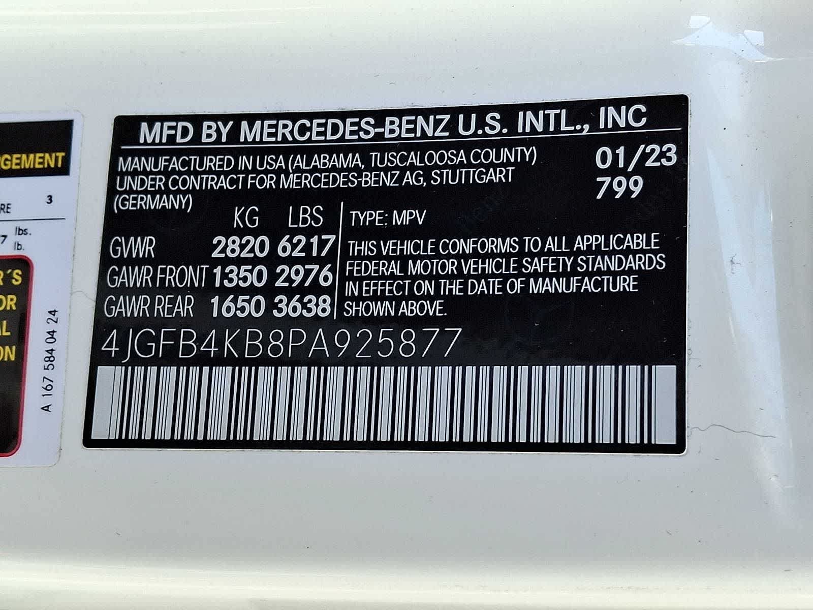 Used 2023 MANUFAKTUR Diamond White Metallic Mercedes-Benz GLE 350 image 25