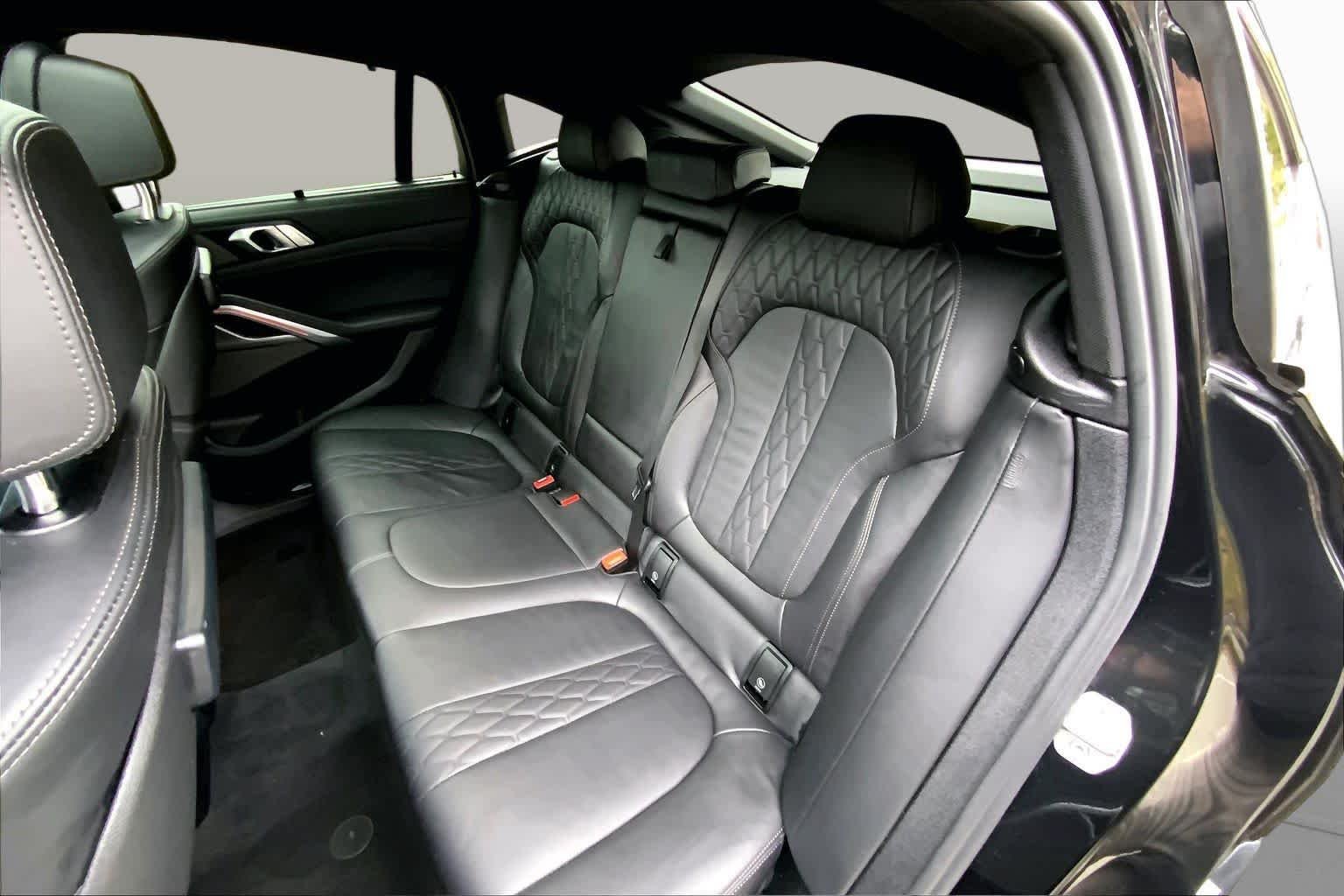 Used 2023 Black Sapphire Metallic BMW xDrive40i image 20