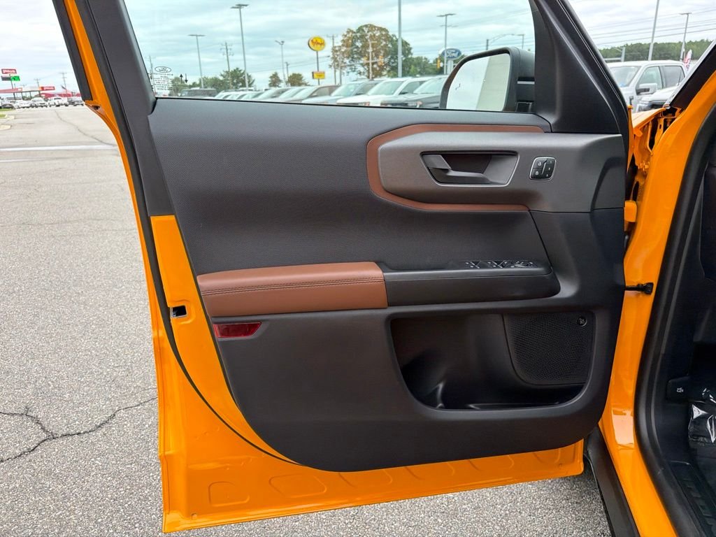New 2026 Orange Fury Metallic Tri-Coat Ford Outer Banks® image 12