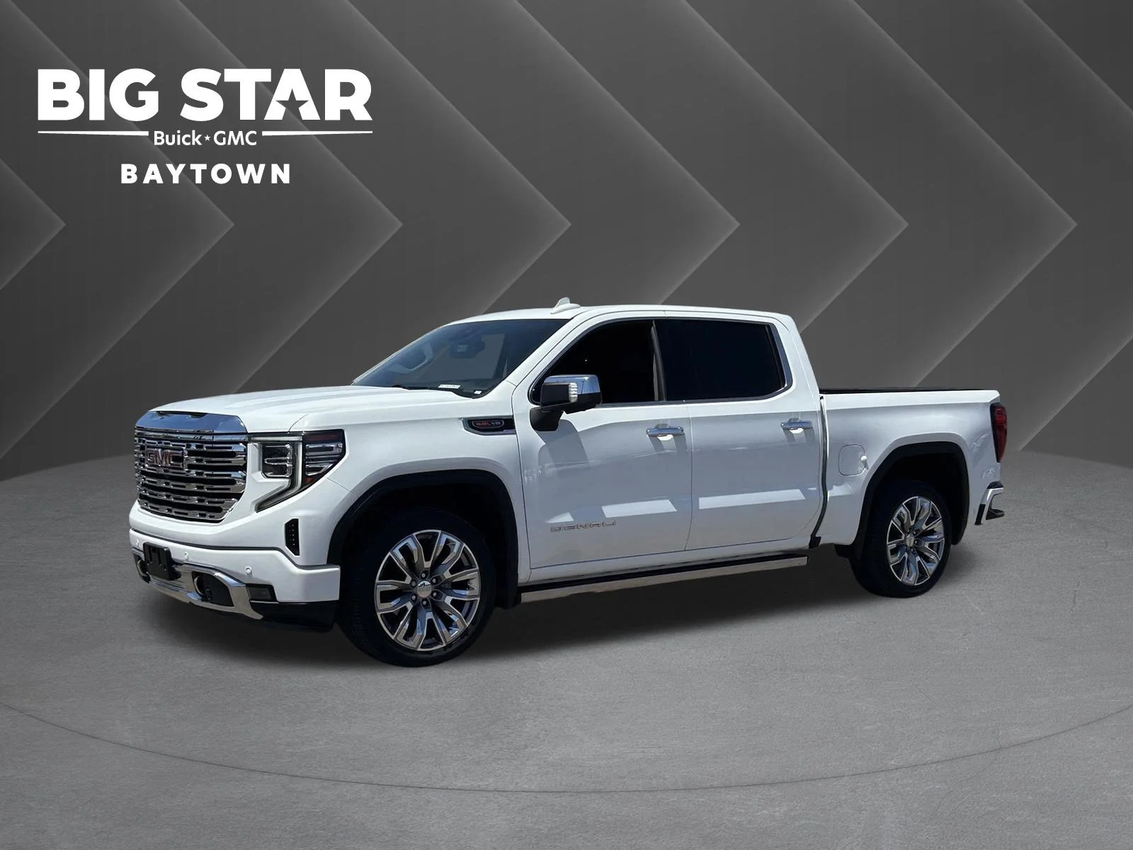 Used 2023 Summit White GMC Denali image 1