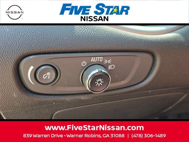 Used 2023 Gray Chevrolet LT image 29