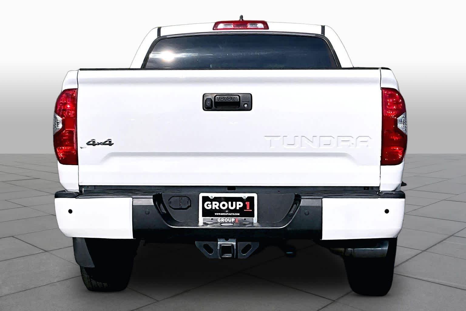 Used 2020 Super White Toyota SR5 image 5