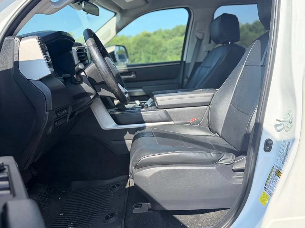Used 2023 White Toyota SR5 image 24