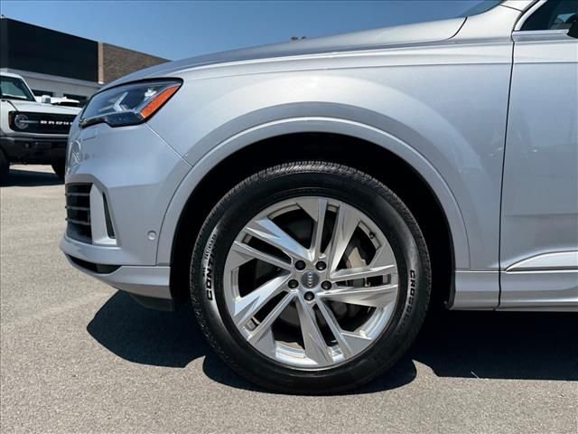 Used 2020 Florett Silver Metallic Audi  image 7