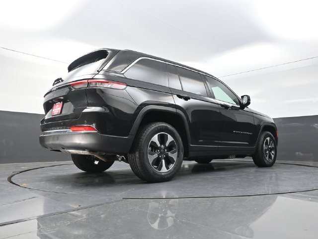 Used 2024 Black Jeep 4xe image 37