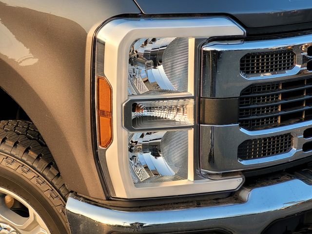 New 2026 Carbonized Gray Metallic Ford F-250® XLT image 35