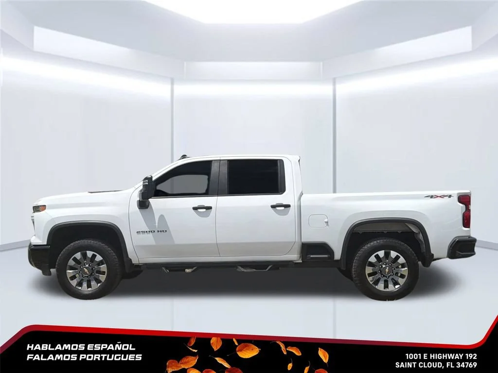 Used 2024 Summit White Chevrolet Custom image 3