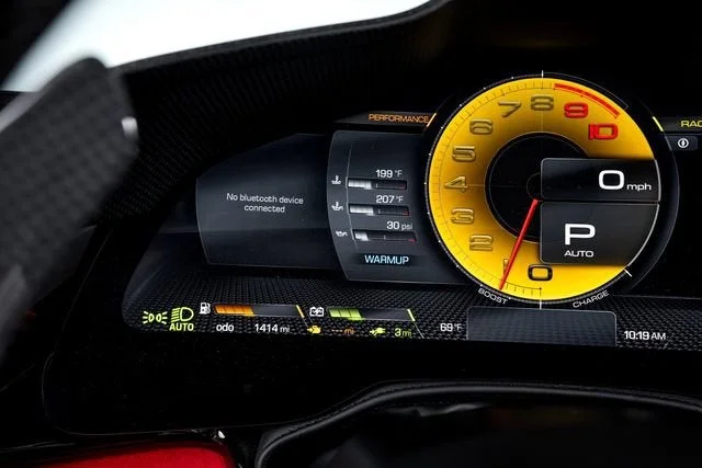 Used 2023 Bianco Avus Ferrari  image 37