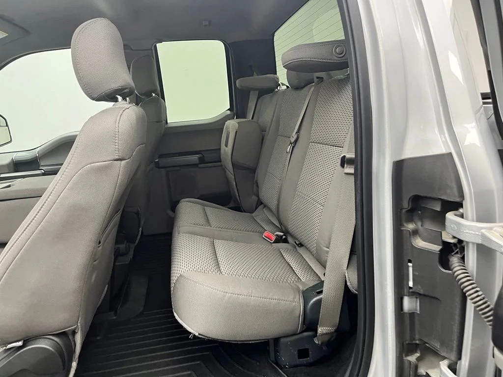 Used 2015  Ford XLT image 37