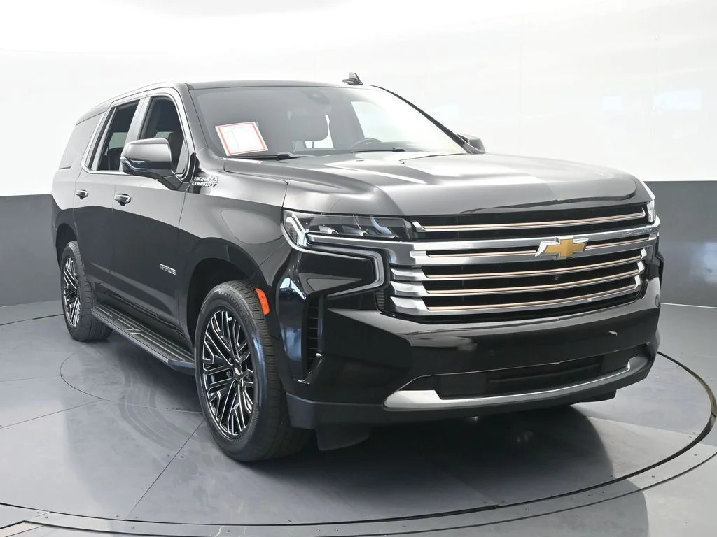 Used 2021 Black Chevrolet High Country image 9