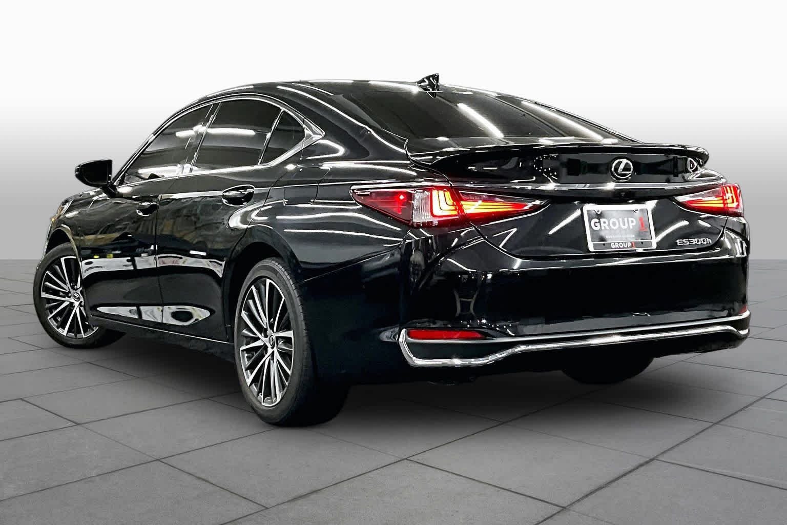 Certified Used 2024 GRAPHITE BLACK GF. Lexus  image 12