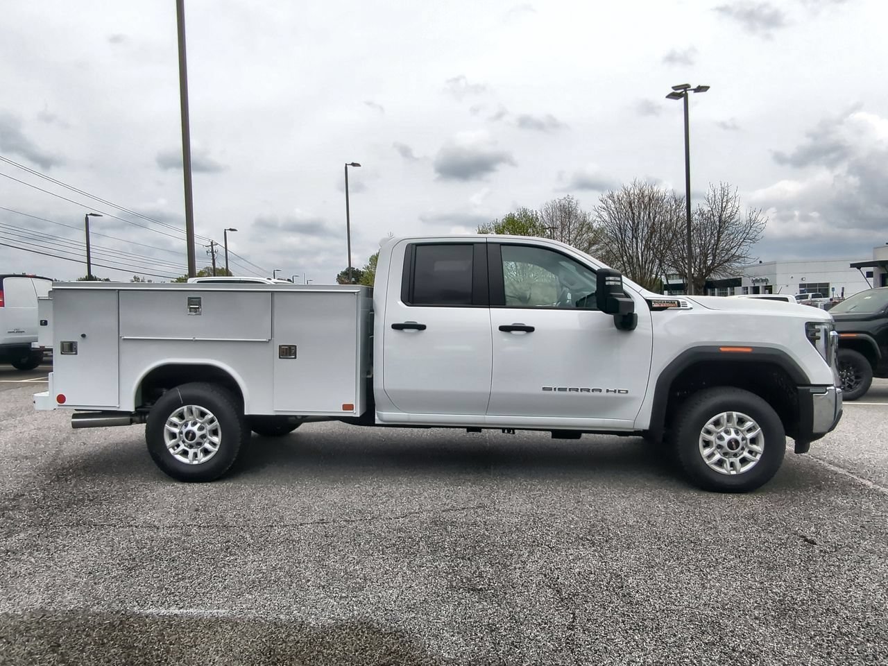 2025 GMC Sierra 2500HD Pro - Photo 9