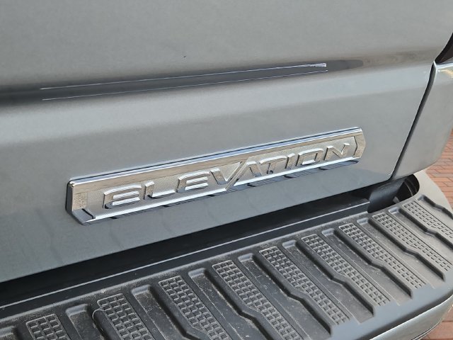 New 2026 Sterling Metallic GMC Elevation image 4