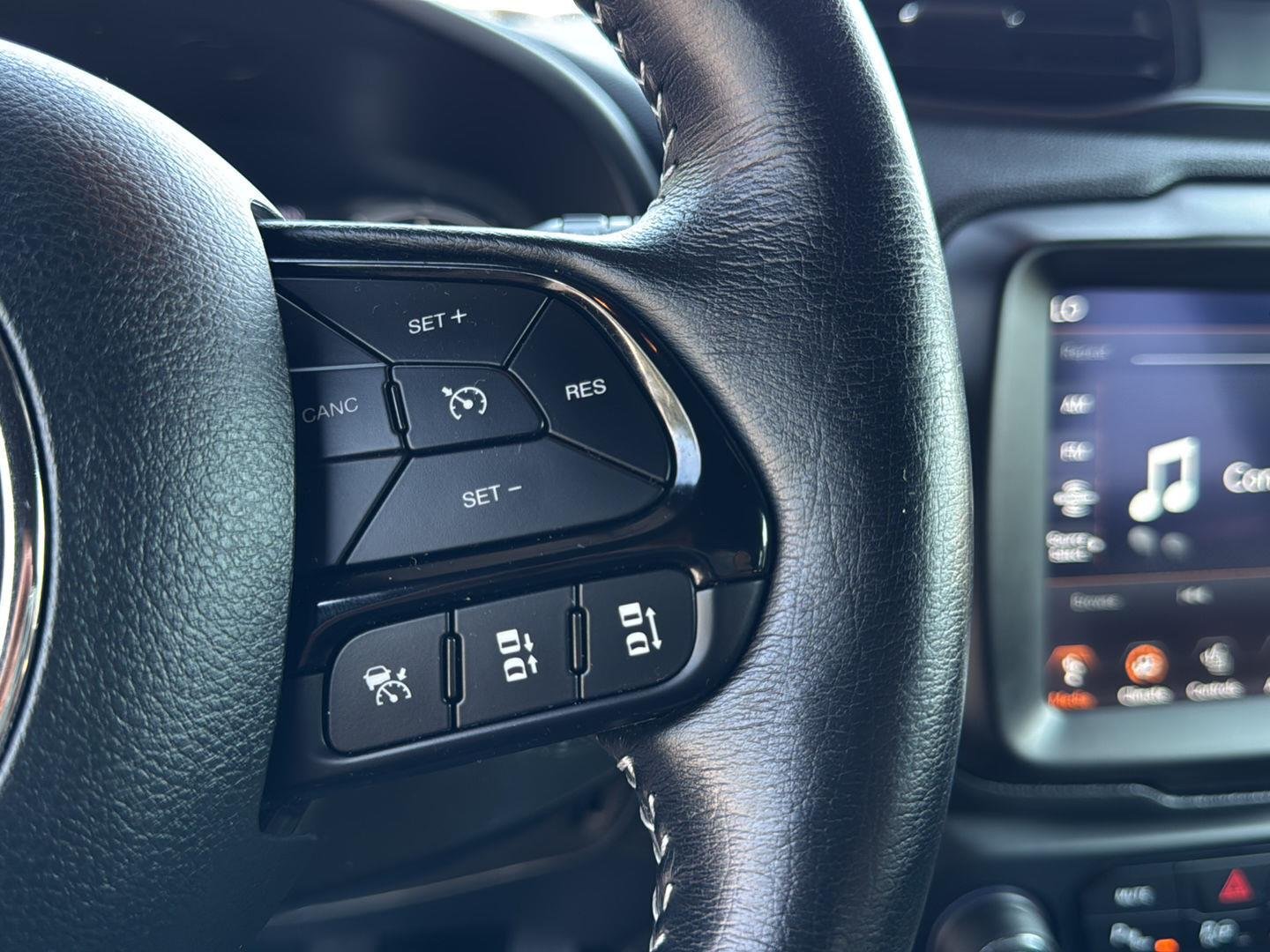 2021 Jeep Renegade 80TH Edition - Photo 29
