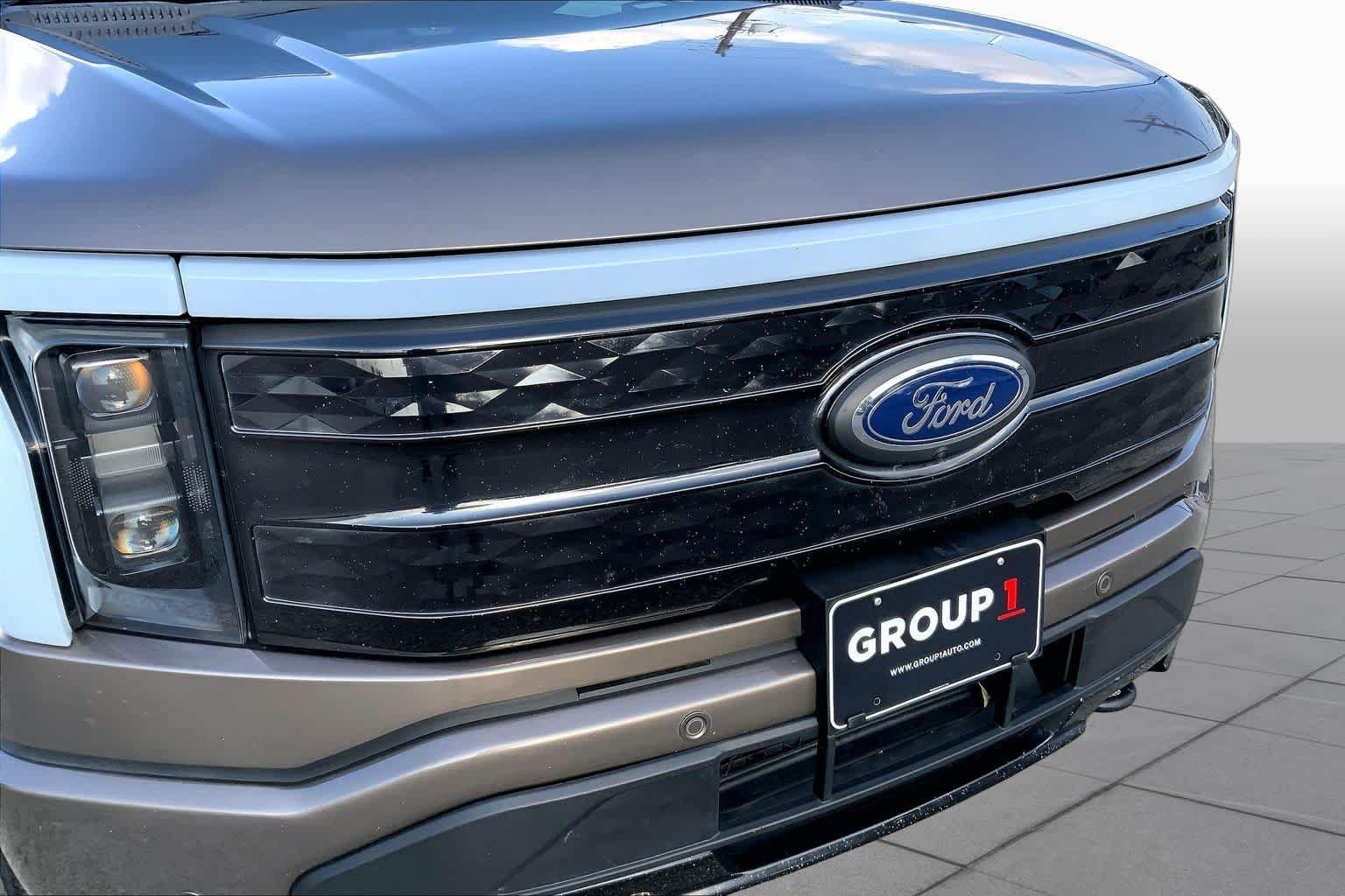 Used 2023 Stone Gray Ford Platinum image 58