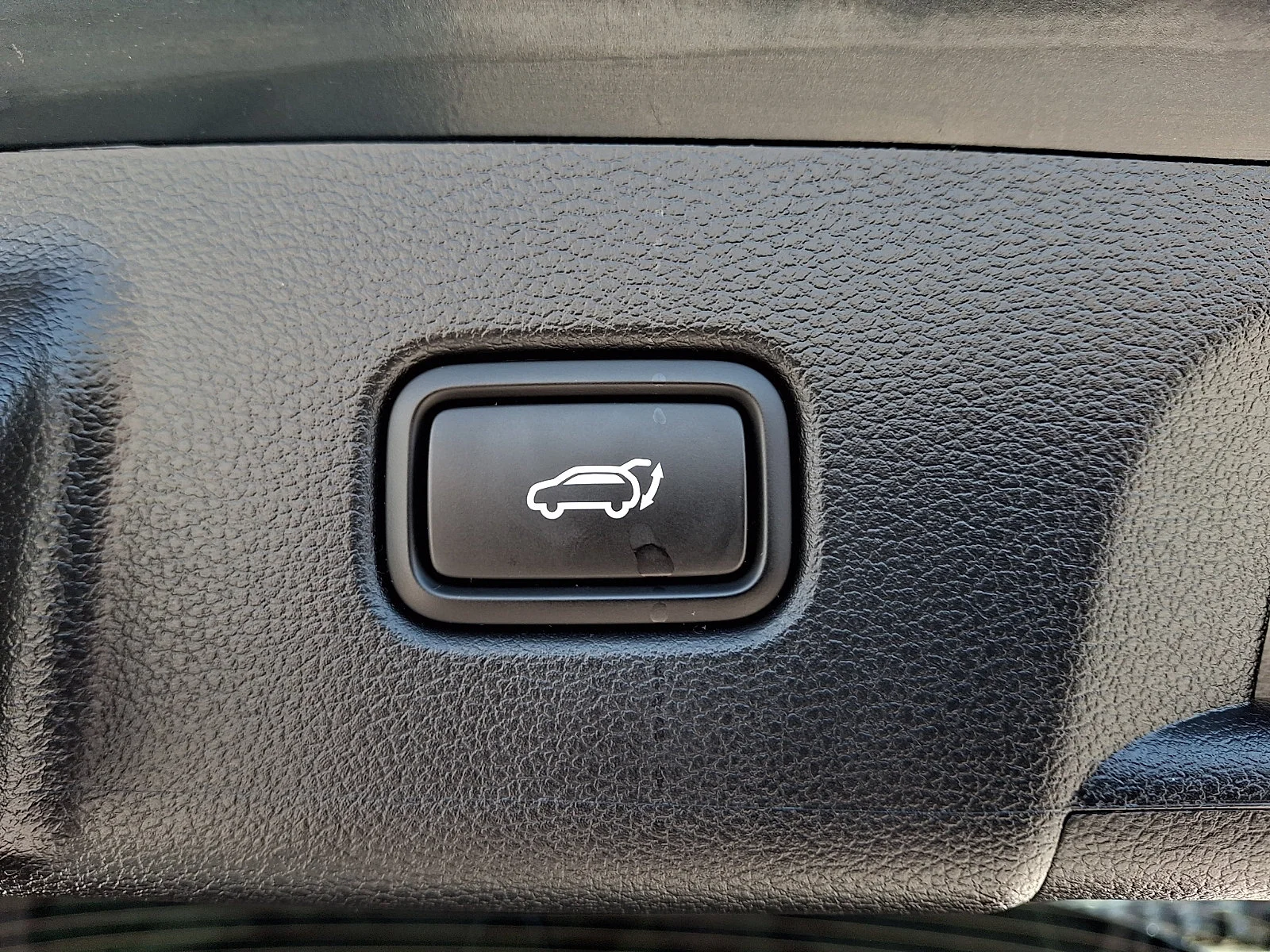 Used 2025 Emerald Hyundai Calligraphy image 36