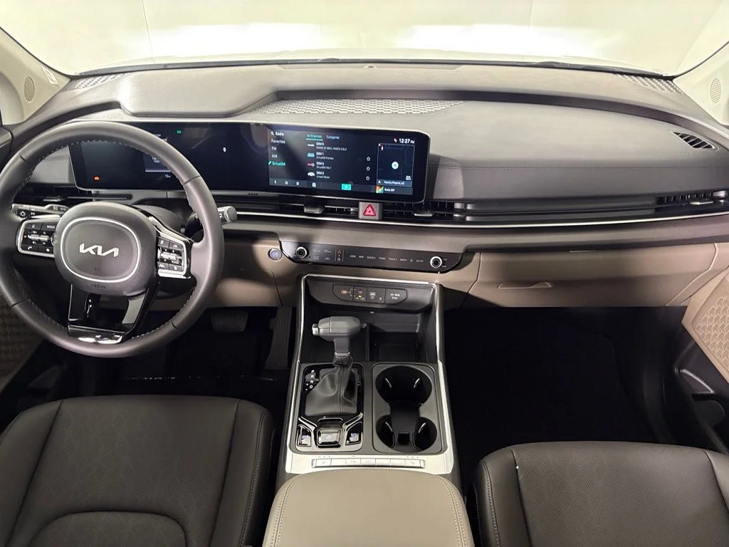 New 2026 Ceramic Silver Kia EX image 35