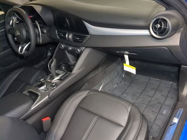 2025 Alfa Romeo Giulia Base - Photo 27