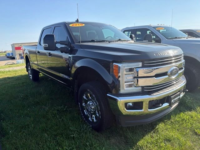 Used 2019 Black Ford Lariat image 1