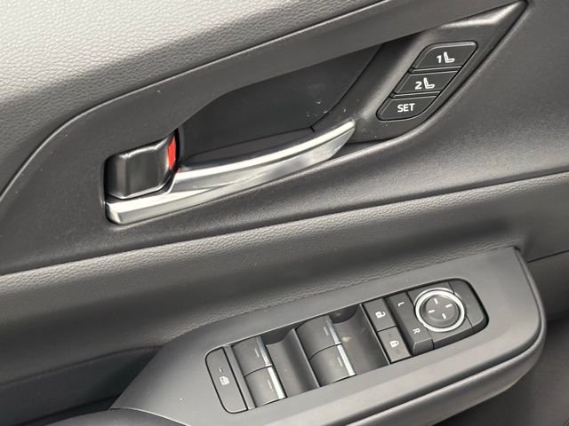 2026 Toyota Prius Plug-in Hybrid XSE Premium - Photo 13