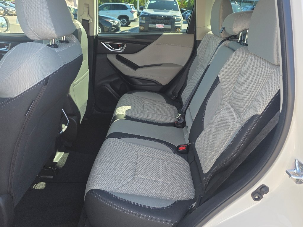 Used 2023 White Subaru Premium image 29