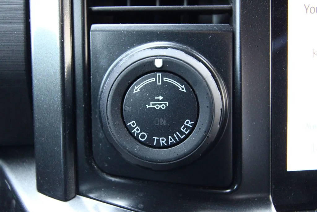 Used 2023  Ford XLT image 28