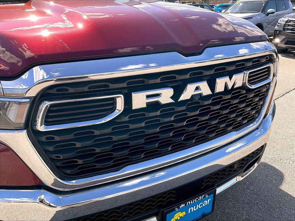 Used 2025 Delmonico Red Pearlcoat Ram Big Horn/Lone Star image 28