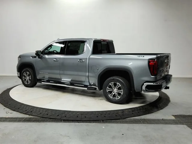 2026 GMC Sierra 1500 SLT - Photo 6