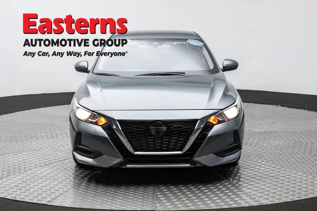 Used 2023 Gray Nissan SV image 2