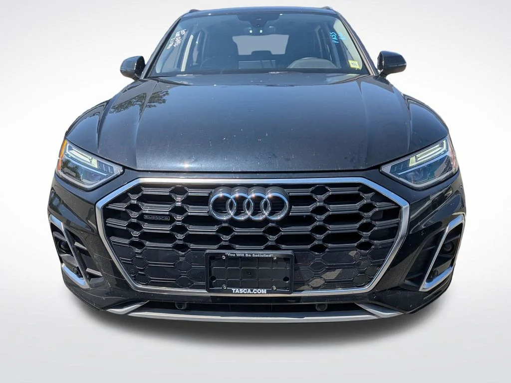 Used 2023 Black Audi 45 S line Premium image 9