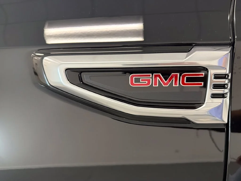 New 2027 Onyx Black GMC Denali image 6