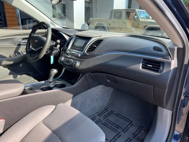 Used 2016 Blue Chevrolet LS image 23