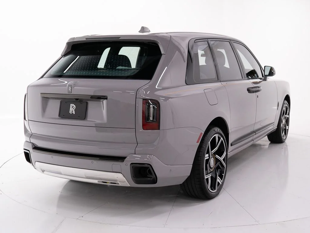 New 2027 Tempest Grey Rolls-Royce Black Badge image 5