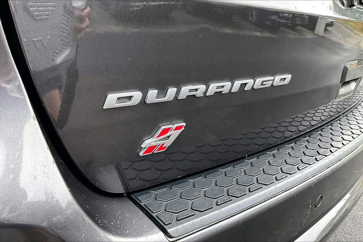 Used 2018 Granite Clearcoat Dodge SXT image 10