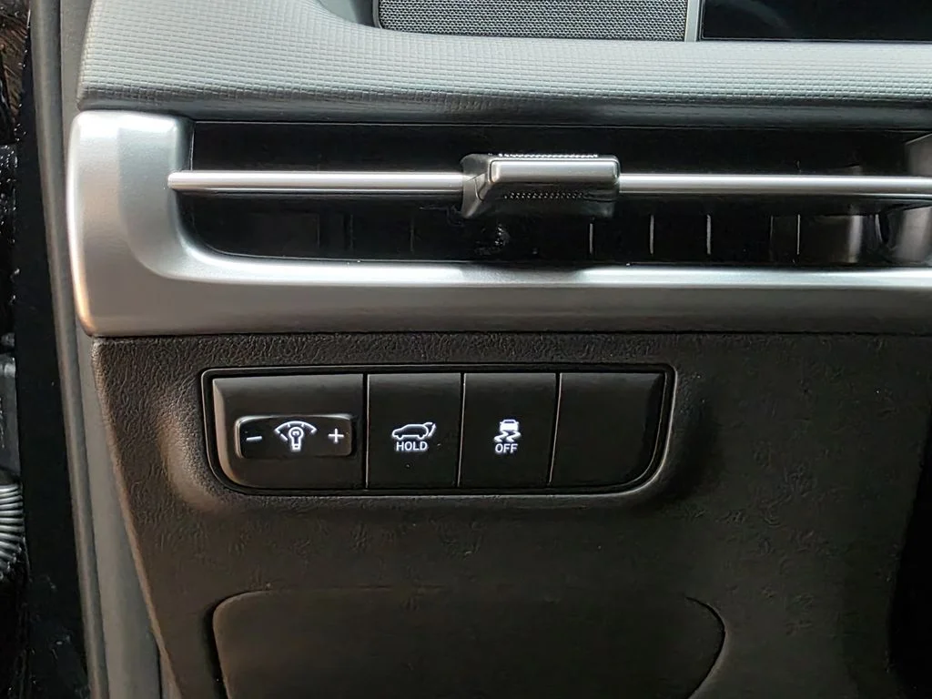 New 2026 Phantom Black Hyundai SEL image 7