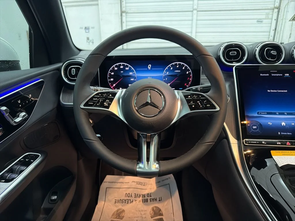 Used 2026 White Mercedes-Benz GLC 300 image 20