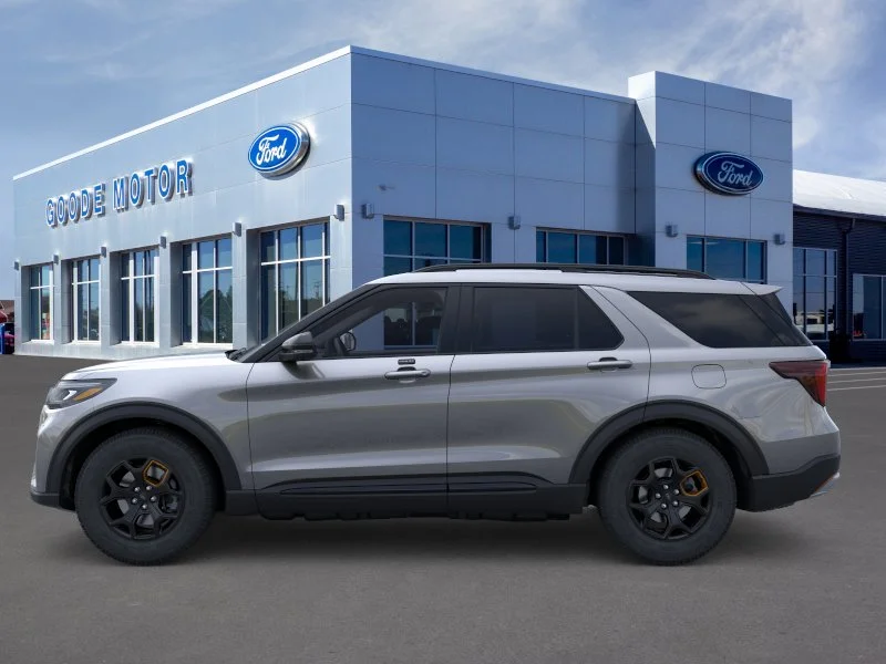 New 2026 Carbonized Gray Metallic Ford Tremor® image 26