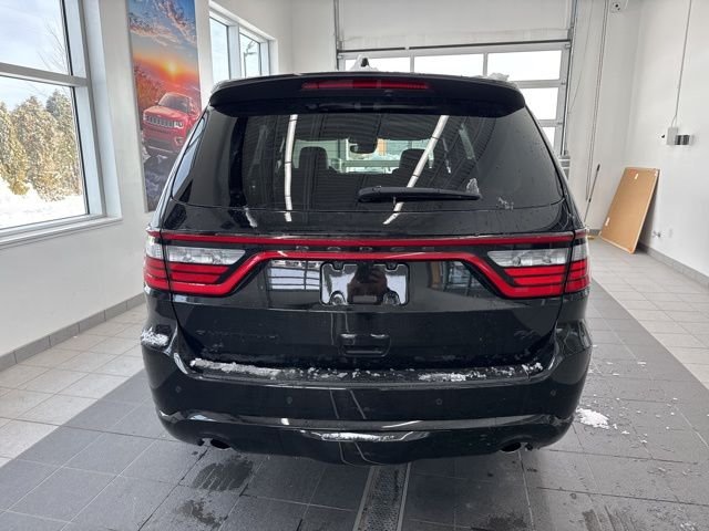Used 2024 DB Black Crystal Clearcoat Dodge R/T image 4