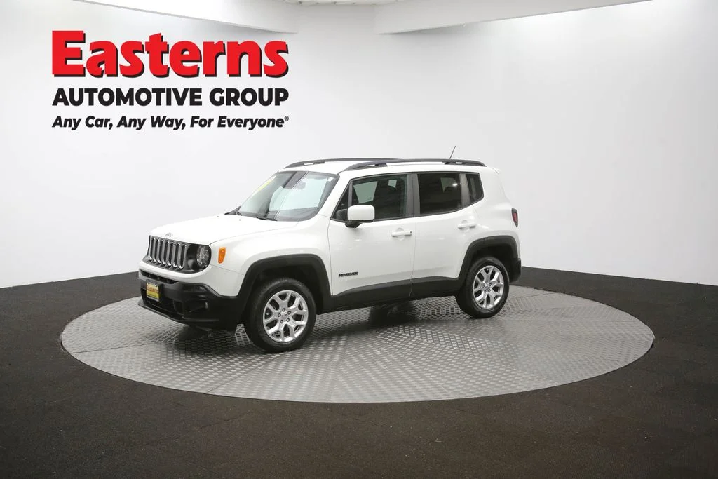 Used 2017 White Jeep Latitude image 55