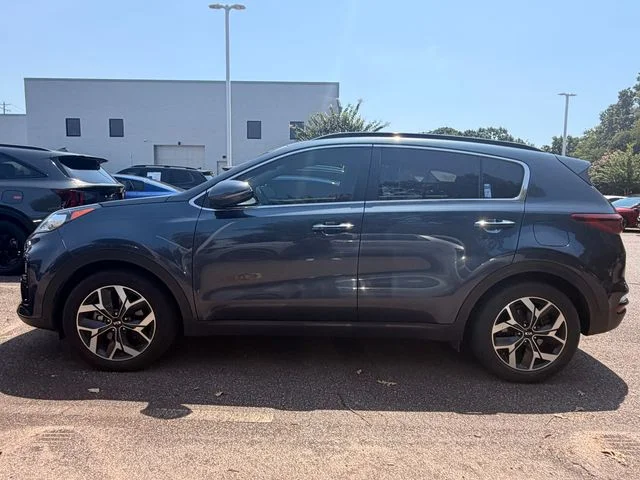 Used 2020 Pacific Blue Kia EX image 3