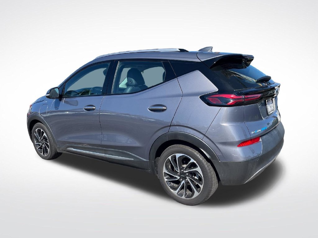 Used 2022 Chevrolet Bolt EUV Premier with VIN 1G1FZ6S0XN4135608 for sale in Huntington Beach, CA