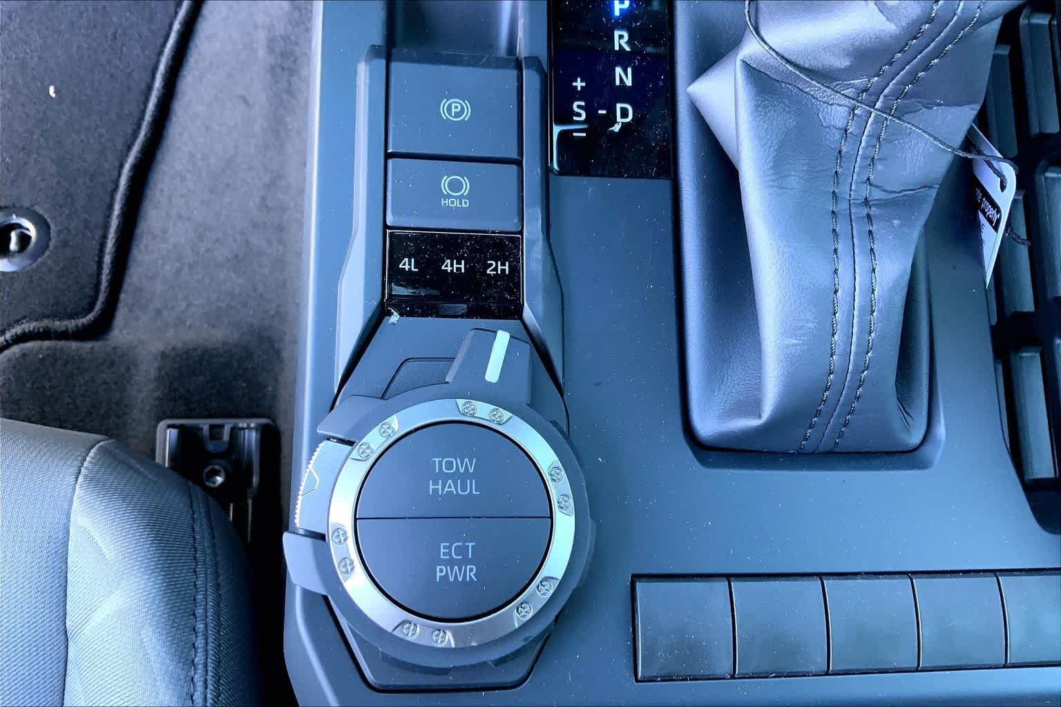 2026 Toyota Tacoma SR5 - Photo 20