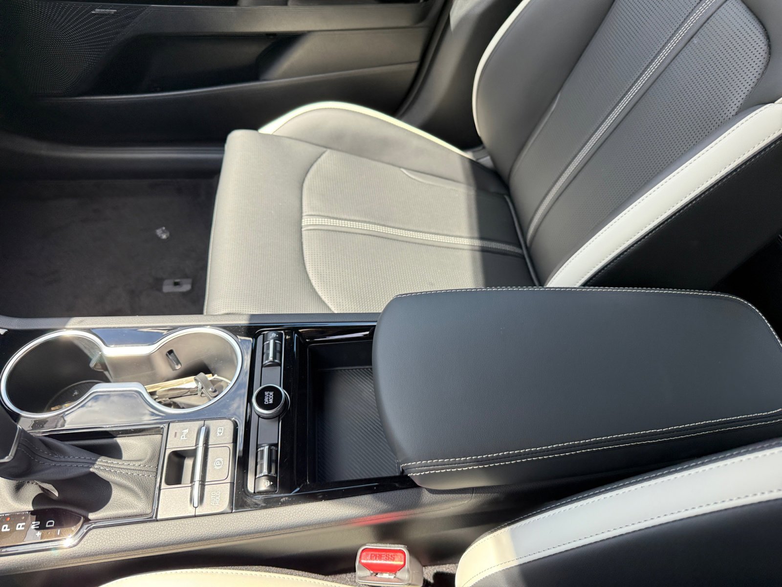 New 2026 Steel Matte Gray Kia GT-Line image 14