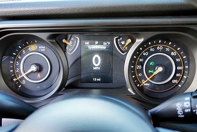 New 2026 Bright White Clear-Coat Exterior Paint Jeep Sport image 35