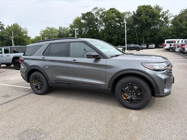 New 2026 Carbonized Gray Metallic Ford Tremor® image 2