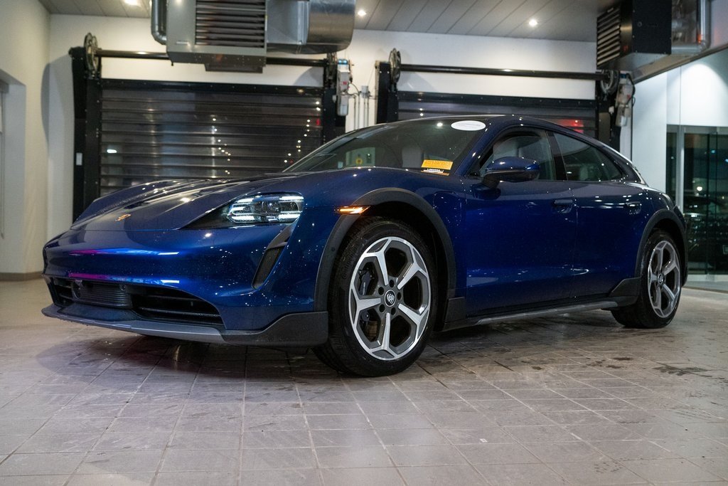 2022 Porsche Taycan Base