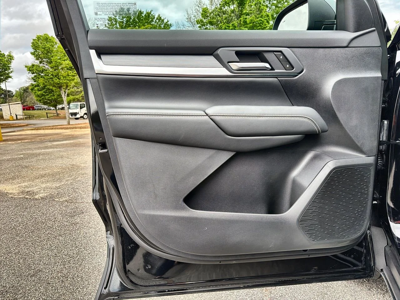New 2026 Ebony Twilight Metallic GMC Elevation image 18