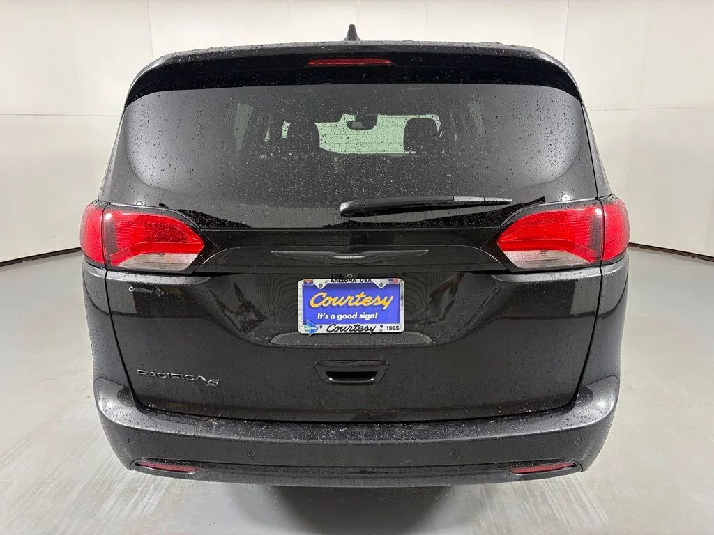 Used 2020 Black Chrysler Touring L Plus image 7