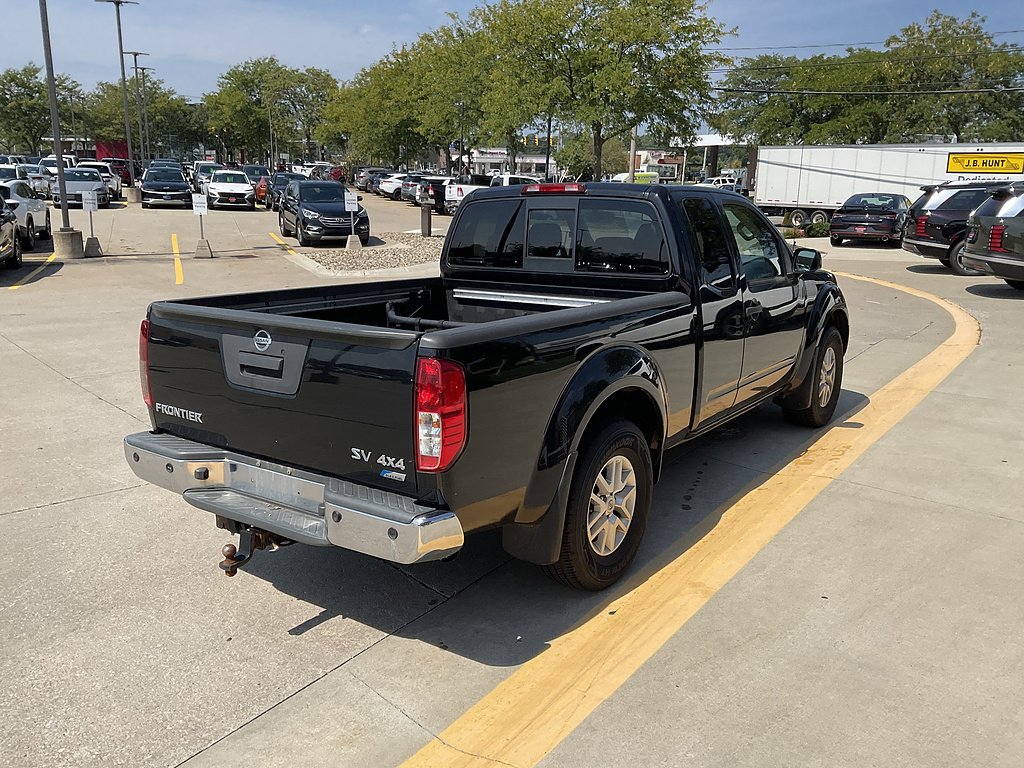 Used 2019 Magnetic Black Pearl Nissan SV V6 image 3